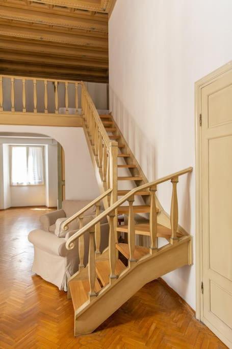 Strategic 2br Apartamento Florencia